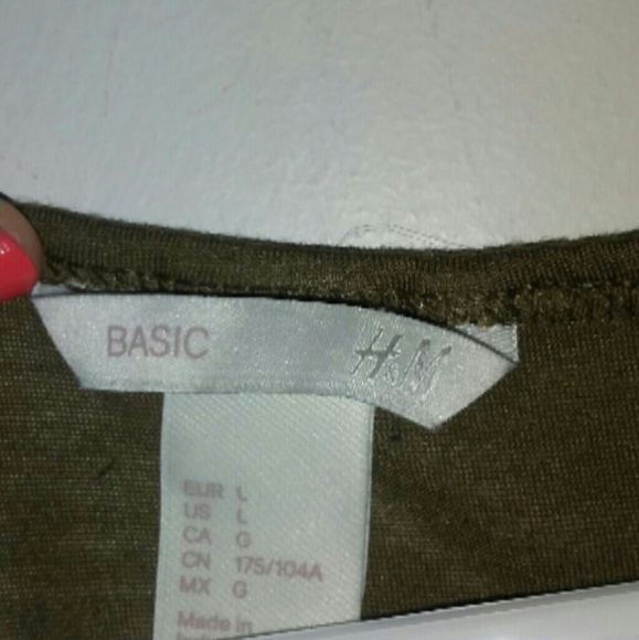 H&M tank top - Picture 2 of 2